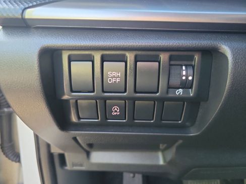 Certified 2023 Subaru Forester Premium AWD/4WD image 16