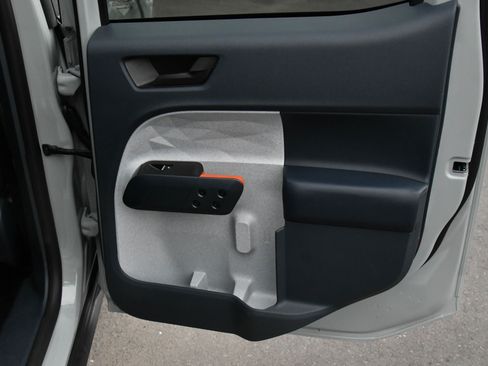 Used 2024 Ford Maverick XLT w/ Equipment Group 300A Standard AWD/4WD image 42