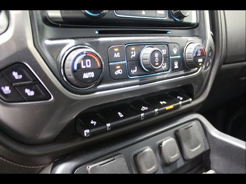 Used 2017 Chevrolet Silverado 1500 LTZ Z71 w/ LTZ Plus Package AWD/4WD image 29