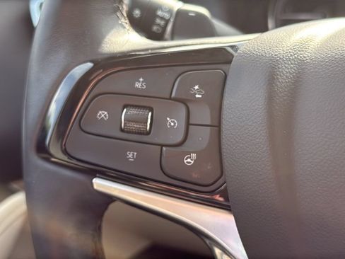 Used 2024 Buick Enclave Essence FWD image 22