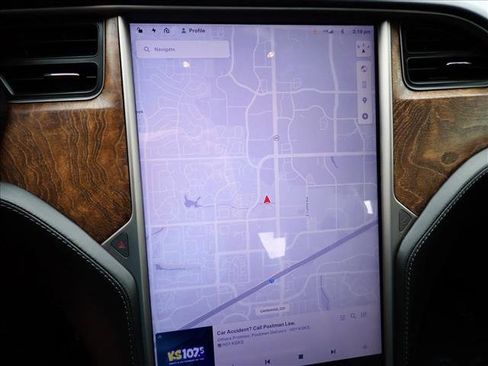 Used 2020 Tesla Model S Long Range image 17