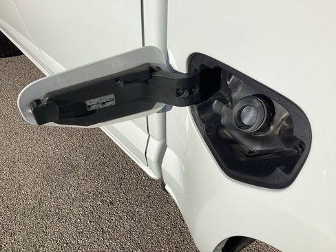 Used 2022 Chevrolet Colorado W/T w/ WT Convenience Package image 13