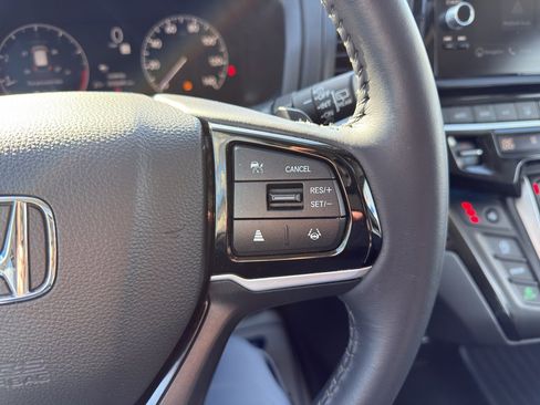 Used 2025 Honda Odyssey Touring image 24