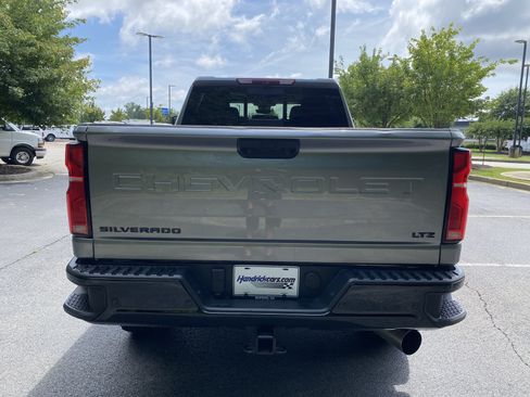 Used 2025 Chevrolet Silverado 2500 LTZ w/ Trail Boss Package AWD/4WD image 8