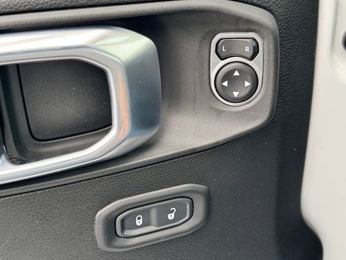 Used 2021 Jeep Wrangler Unlimited Sport image 28