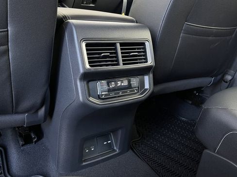 New 2026 Volkswagen Atlas SEL Premium R-Line image 26