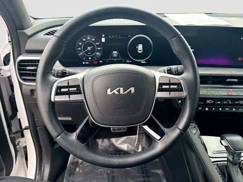 Used 2025 Kia Telluride SX Prestige X-Line image 11