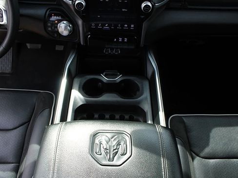 Used 2025 RAM 1500 Laramie image 13