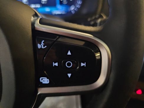 Certified 2023 Volvo XC90 B6 Plus w/ Protection Package AWD/4WD image 21