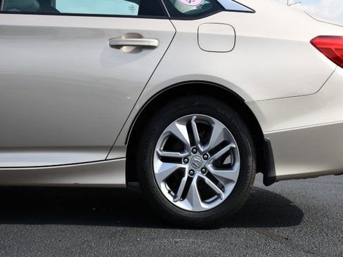 Used 2019 Honda Accord LX image 11