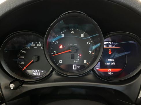 Used 2020 Porsche Macan image 19