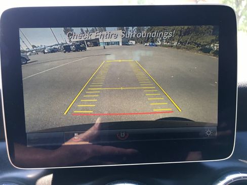 Used 2018 Mercedes-Benz CLA 250 4MATIC image 10
