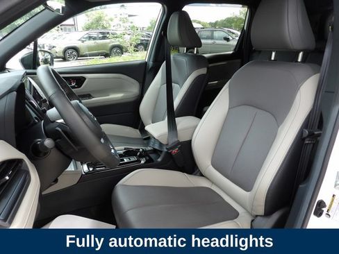 Used 2026 Subaru Forester Limited AWD/4WD image 11