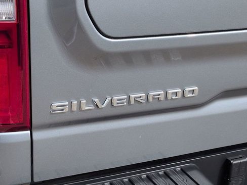 Certified 2025 Chevrolet Silverado 1500 High Country AWD/4WD image 7