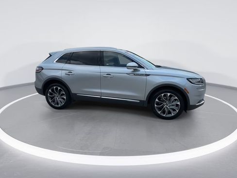 Certified 2022 Lincoln Nautilus Reserve w/ Cargo Utility Package FWD image 8