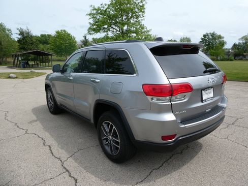 Used 2018 Jeep Grand Cherokee Limited AWD/4WD image 7