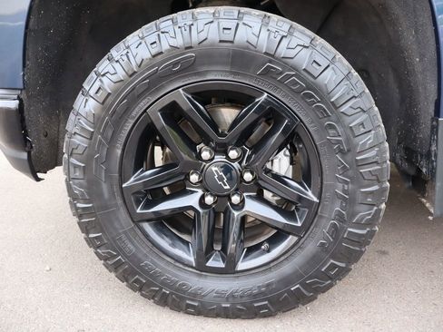 Used 2022 Chevrolet Silverado 1500 Custom Trail Boss w/ Safety Confidence Package AWD/4WD image 40