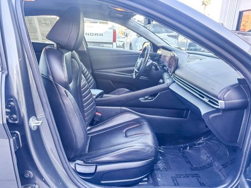 Used 2024 Hyundai Elantra Limited FWD image 20