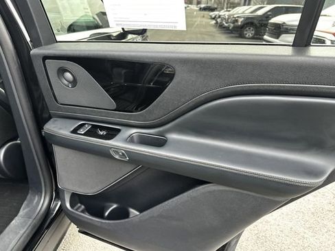 Certified 2025 Lincoln Aviator Reserve image 42