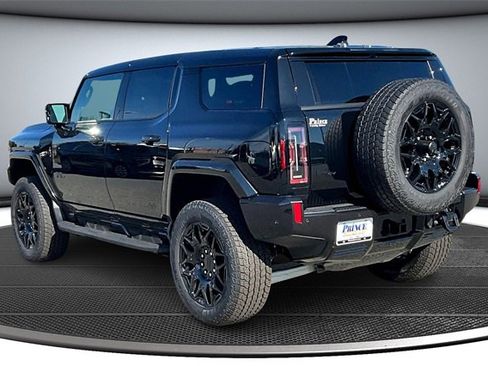 New 2025 GMC Hummer EV 2X w/ LPO, Dark Essentials Package image 3