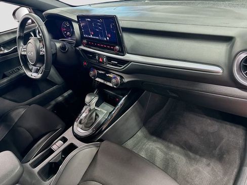 Used 2023 Kia Forte GT-Line w/ GT-Line Technology Package image 32