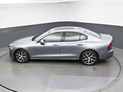Used 2020 Volvo S60 T5 Momentum w/ Protection Package Premier FWD image 38