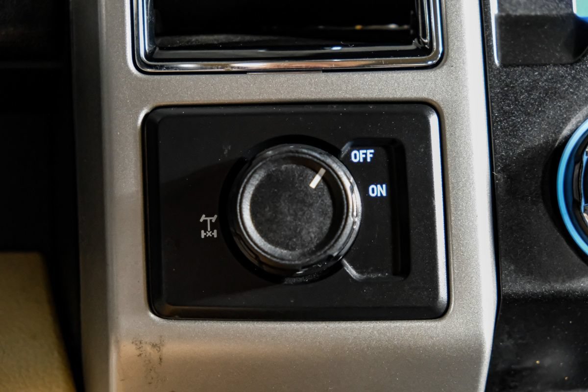 Used 2021 Ford F250 Lariat w/ Chrome Package RWD image 24