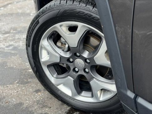 Used 2020 Jeep Compass Limited image 26