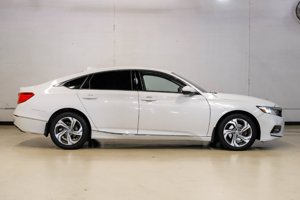 Used 2019 Honda Accord EX-L image 10