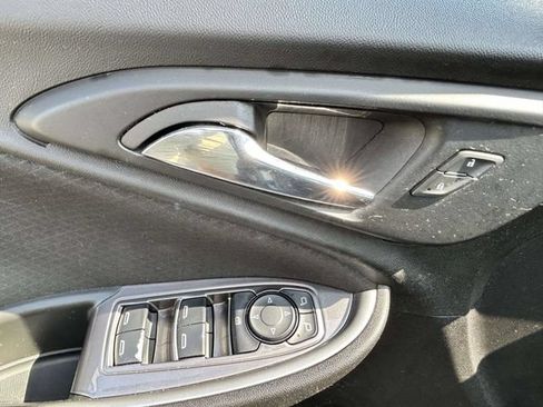 Used 2022 Chevrolet Malibu LS FWD image 13