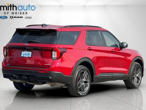 Used 2025 Ford Explorer ST-Line w/ Premium Package AWD/4WD image 4