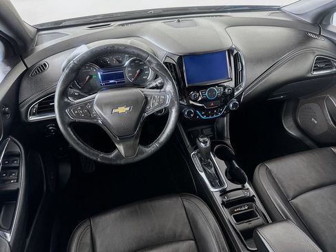 Used 2017 Chevrolet Cruze Premier FWD image 30