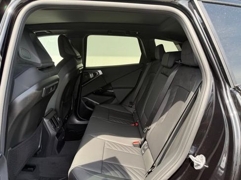 New 2026 BMW X3 xDrive30i w/ Premium Package AWD/4WD image 9