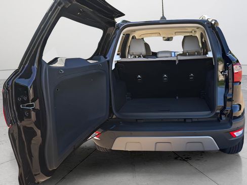 Used 2021 Ford EcoSport Titanium FWD image 16