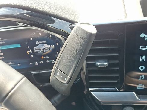 Certified 2026 Chevrolet Silverado 1500 LT AWD/4WD image 15