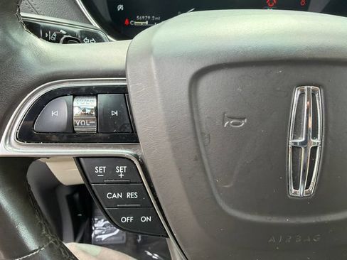 Used 2020 Lincoln Nautilus FWD w/ Equipment Group 101A image 30