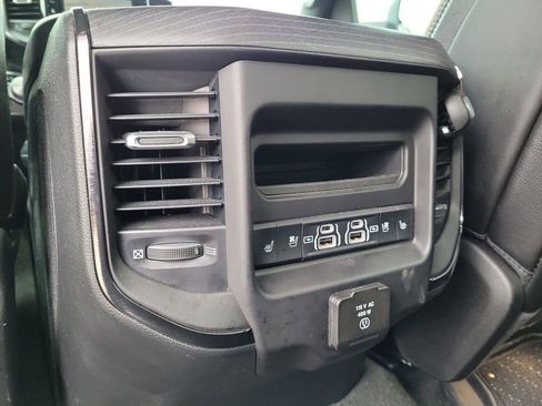 Used 2023 RAM 1500 Limited image 9