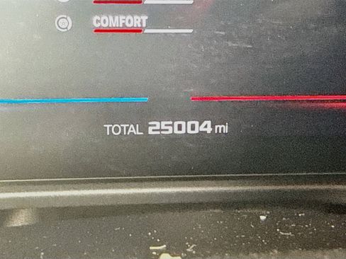 Used 2025 BMW M4 xDrive Competition w/ Executive Package AWD/4WD image 16