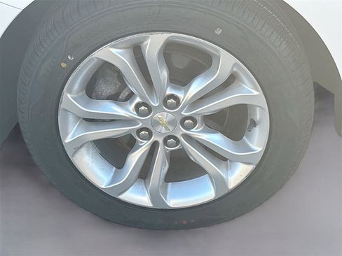 Used 2019 Chevrolet Cruze LS w/ LS Convenience Package image 28