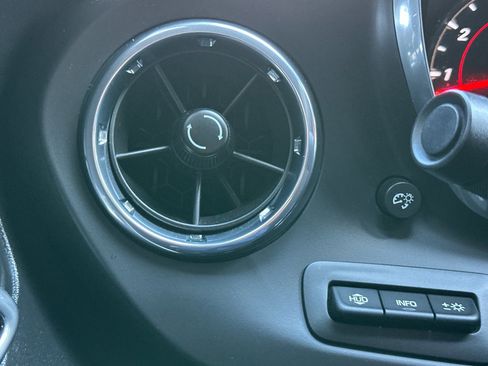 Used 2018 Chevrolet Camaro SS image 41