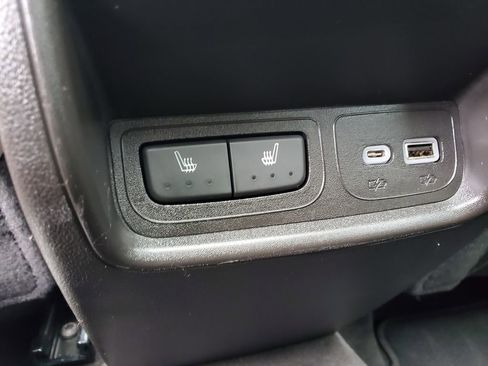 Certified 2023 Cadillac XT4 Premium Luxury w/ Cold Weather Package image 40