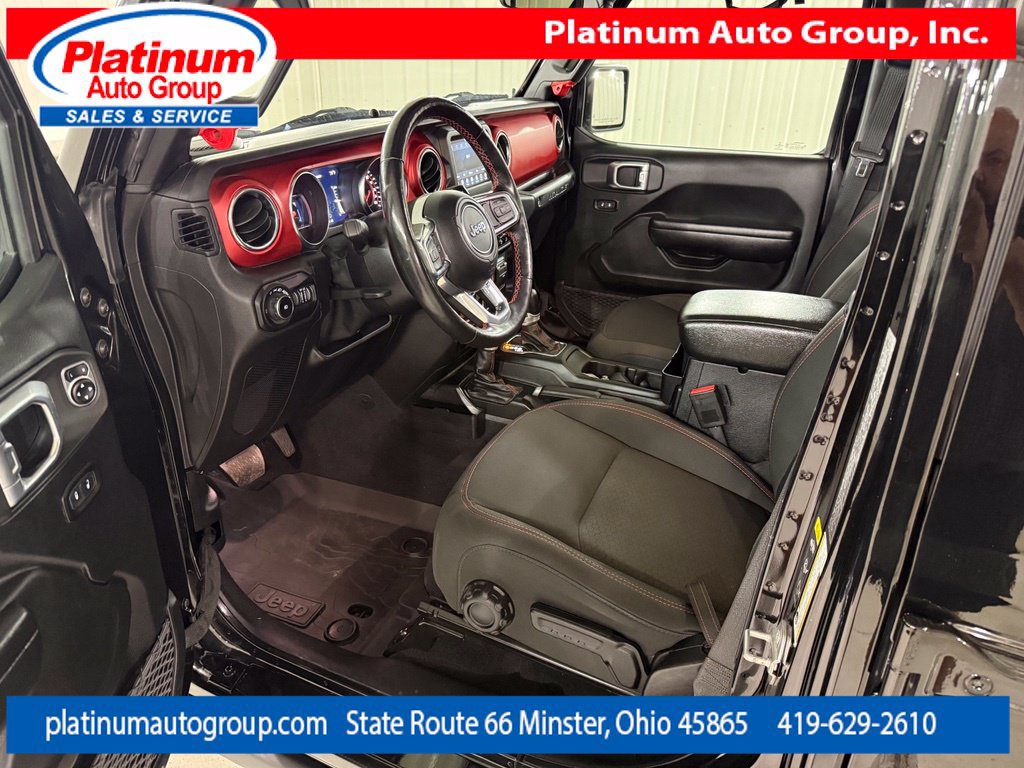 Used 2021 Jeep Wrangler Unlimited Rubicon w/ Dual Top Group AWD/4WD image 10