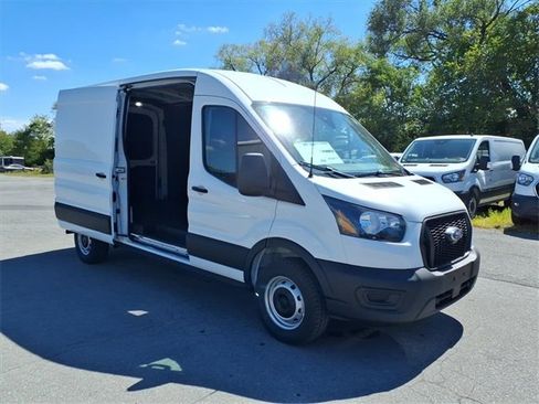 New 2025 Ford Transit 250 148 Medium Roof w/ Load Area Protection Package image 4