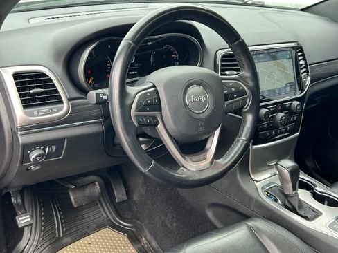 Used 2021 Jeep Grand Cherokee Limited AWD/4WD image 19