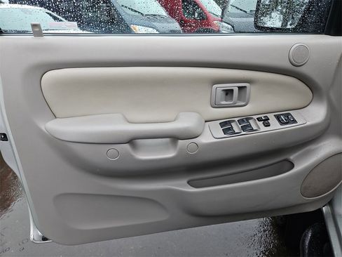 Used 2002 Toyota Tacoma 4x4 Double Cab image 11