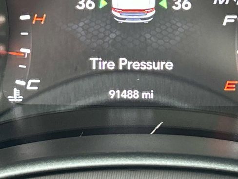 Used 2021 Dodge Charger SXT w/ Blacktop Package image 29