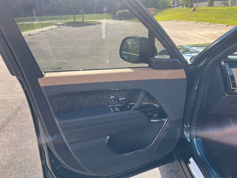 New 2026 Land Rover Range Rover Sport Dynamic SE AWD/4WD image 10