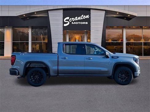 New 2026 GMC Sierra 1500 Elevation image 6