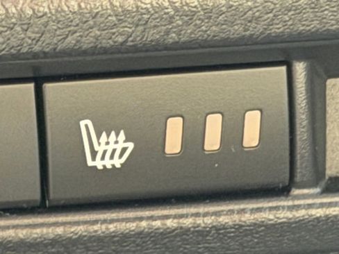 Used 2018 MAZDA MAZDA3 Grand Touring image 20