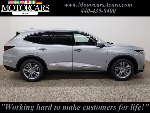 New 2026 Acura MDX SH-AWD image 2